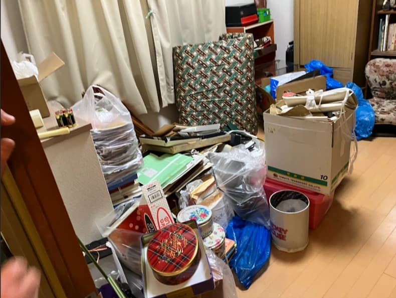 大阪市城東区の不用品回収作業前