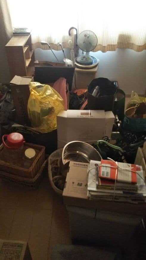 2021.04.09
【岡山市中区 M様】粗大ゴミ回収【本棚】