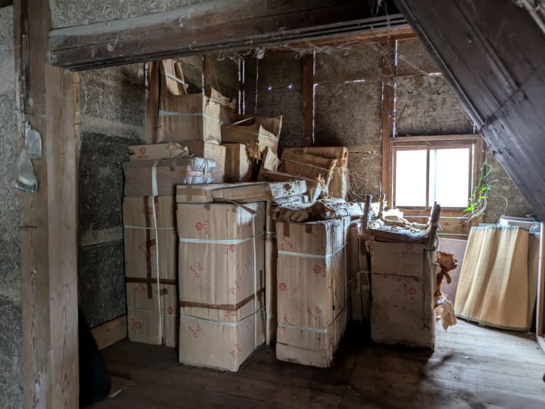 2025.09.08
【鳥取市 Y様】物置に置きっぱなしになったままの箪笥類等の片付け伴う粗大ゴミ回収の作業事例