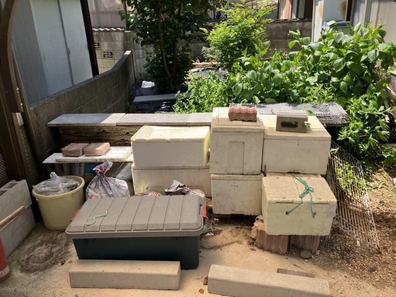 2025.05.09
【三原市 K様】2トン車2台分の生前整理に伴う不用品回収の作業事例