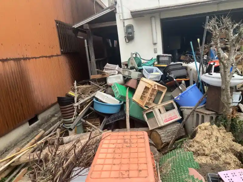 断捨離に伴う不用品回収の作業前