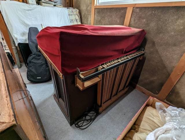 2023.11.14
【高松市 M様】エレクトーン・たんす・学習机の粗大ゴミ回収の作業事例