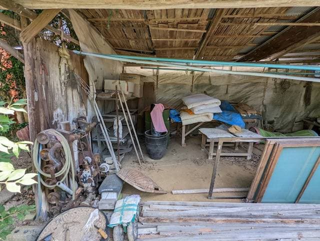 2022.10.04
【高松市 N様】解体に伴う小屋の粗大ゴミ回収の作業事例