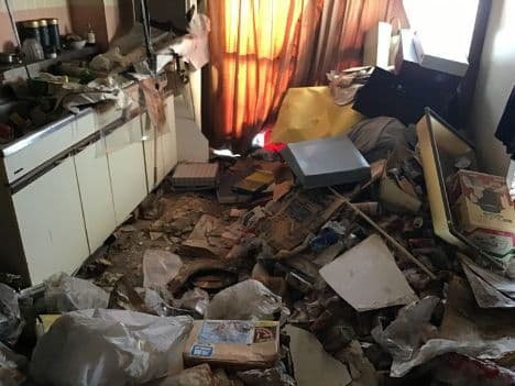 2022.12.27
【宇都宮市 K様】2t車4台分のゴミ屋敷清掃の作業事例