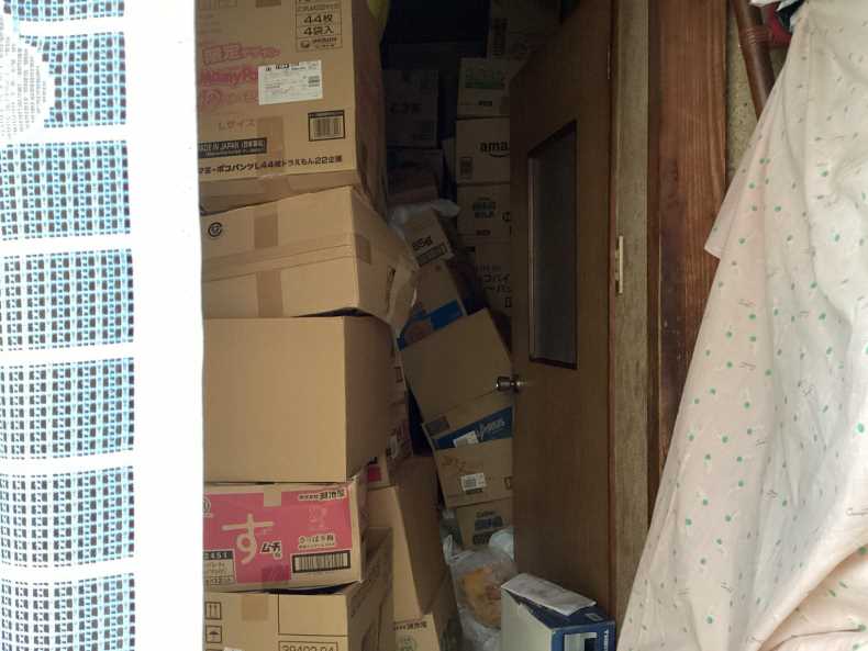 宇都宮市のゴミ屋敷回収作業前
