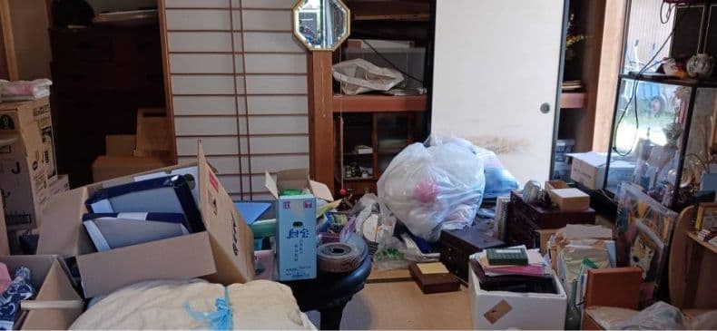 琴浦町の不用品回収作業前