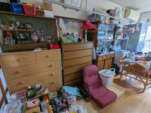 不動産売却に伴う遺品整理の作業事例