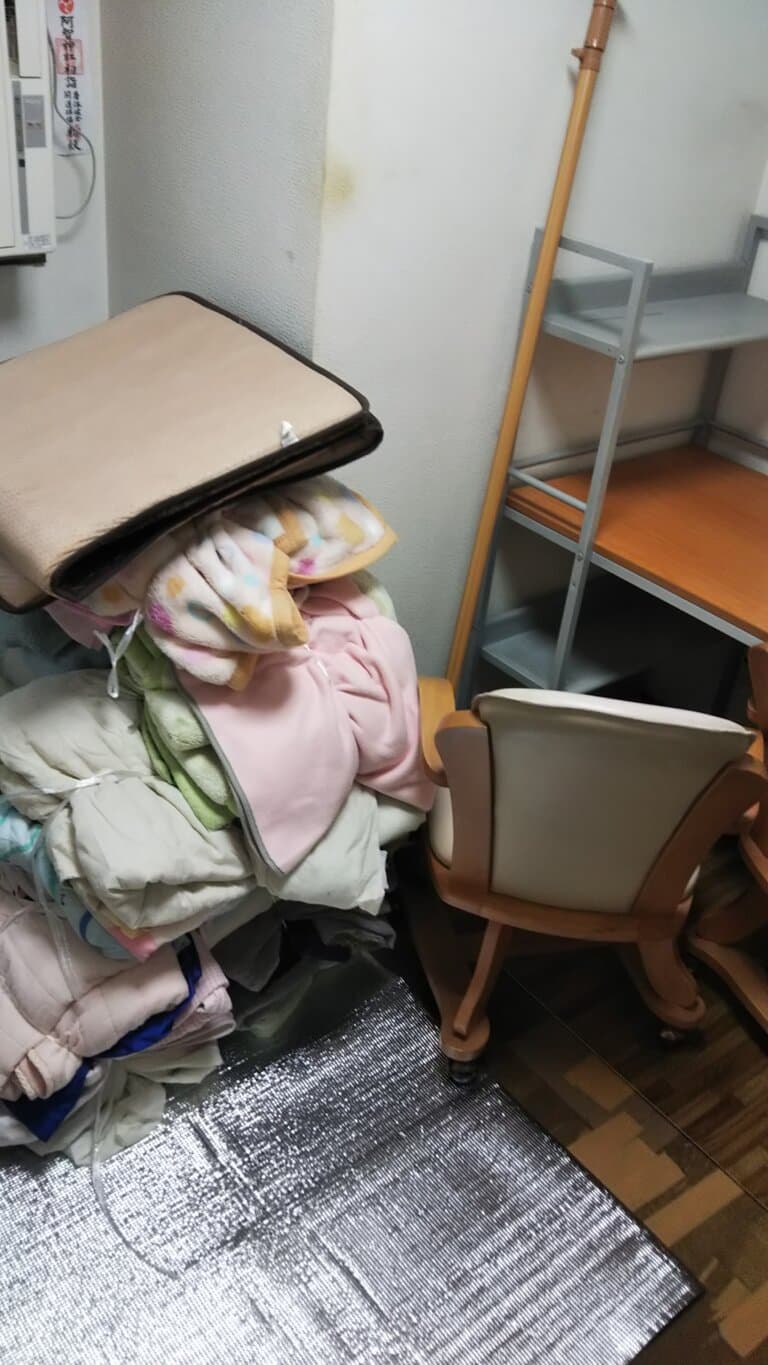 2021.06.03
【倉敷市 T様】粗大ゴミ回収【パソコンデスク】