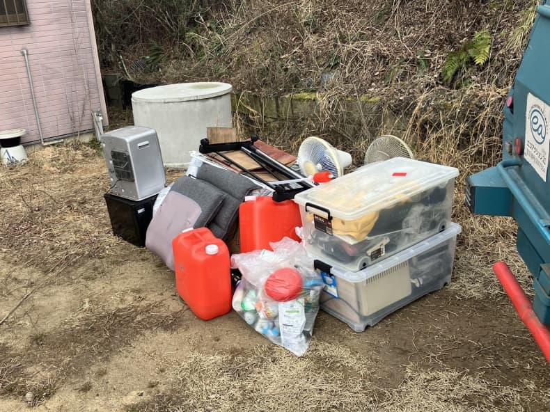 引っ越しに伴う不用品回収の作業前