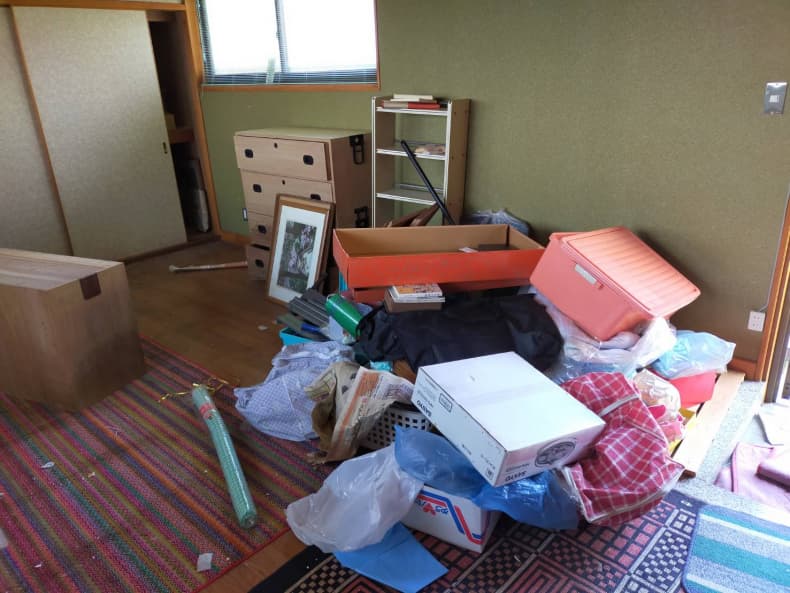 松山市の不用品回収の作業前