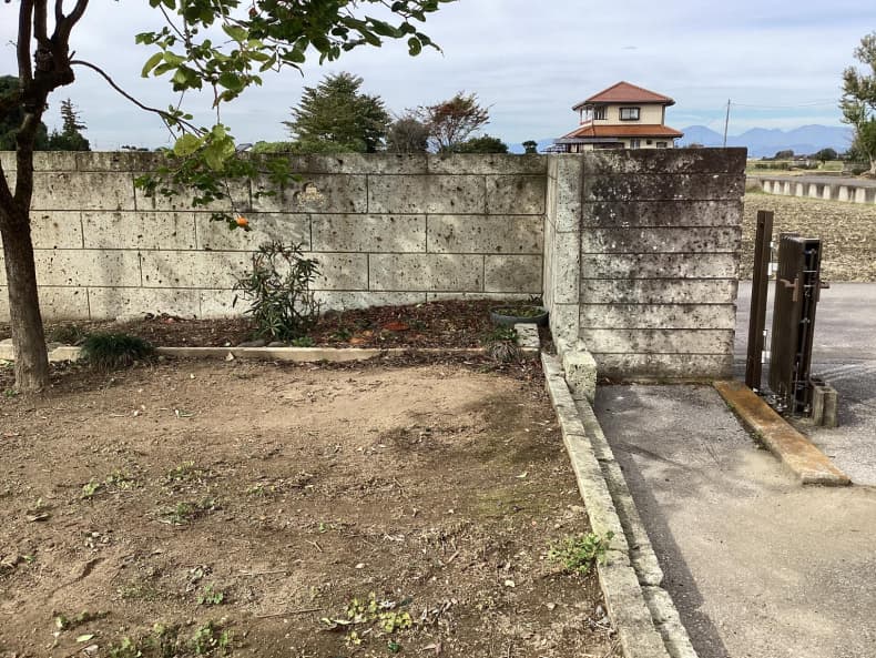 自宅庭の木類伐採及び処分作業後