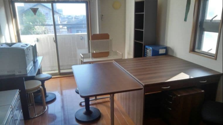 ゴミ回収【勉強机】