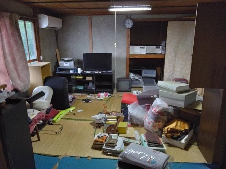 倉吉市の不用品回収の作業前