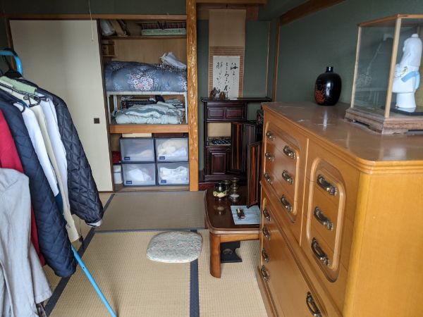 高松市の和室の不用品回収　作業前