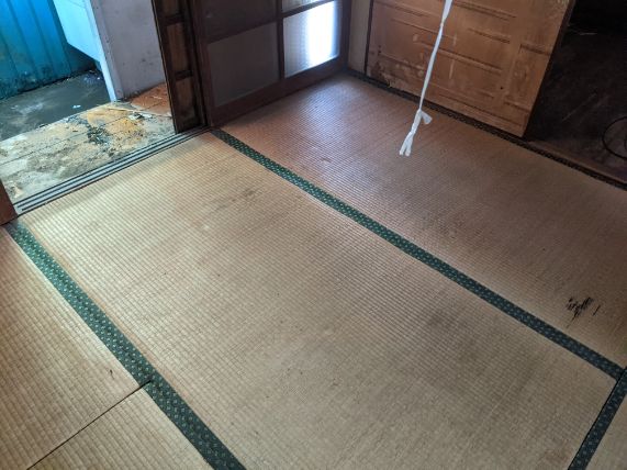 高松市の遺品整理　居間の作業後