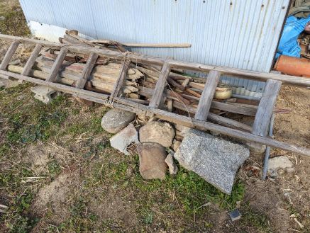 高松市の外回り不用品回収の作業前