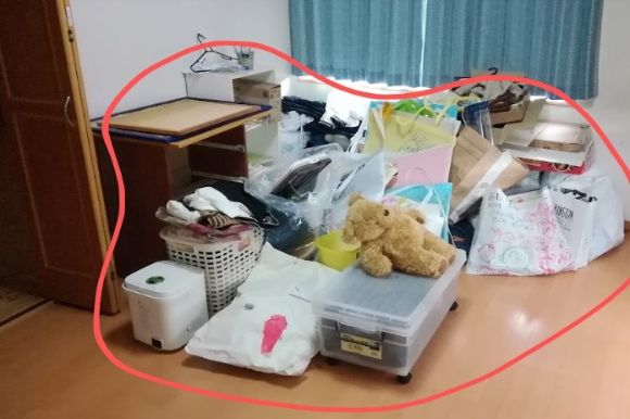 出雲市のお片付けに伴う2t車1台分の不用品回収の作業前