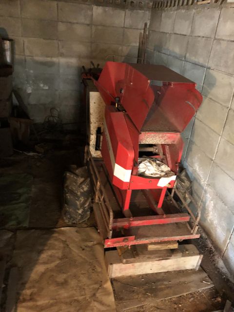 三原市の農機具回収の作業前