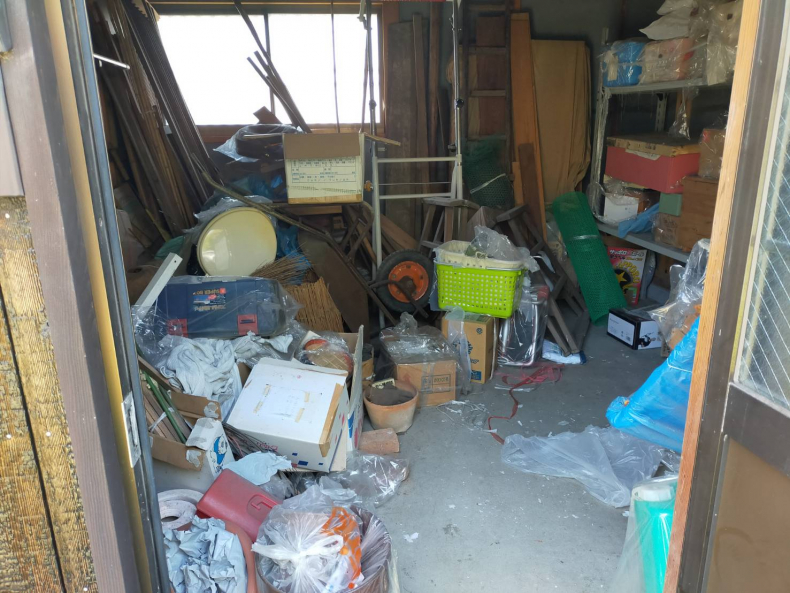 松山市の不用品回収の作業前