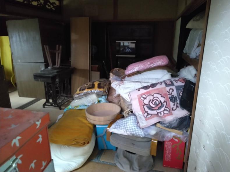 倉吉市の不用品回収の作業前