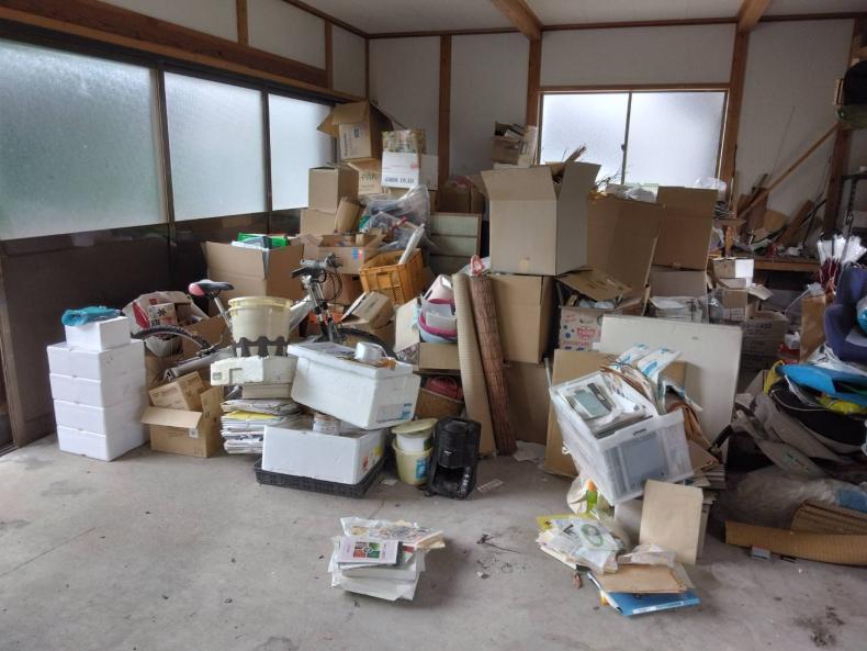 琴浦町の不用品回収作業前
