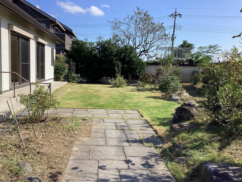 自宅庭の除草作業後