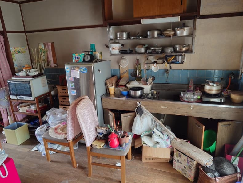 松山市の粗大ごみ回収の作業前