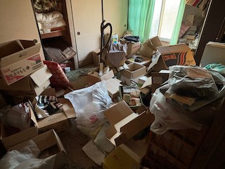 高松市で一軒家丸ごとの遺品整理の作業前