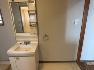 高松市で県営住宅退去に伴う遺品整理の作業後