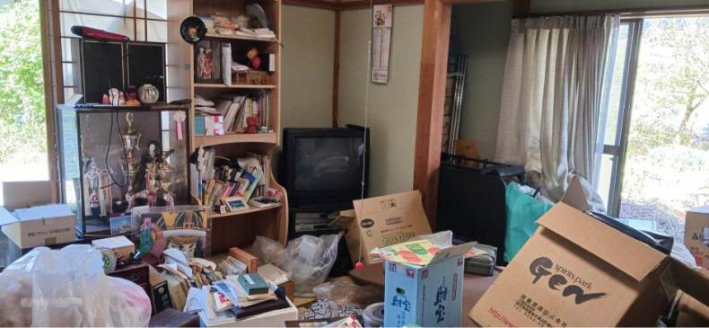 琴浦町の不用品回収作業前