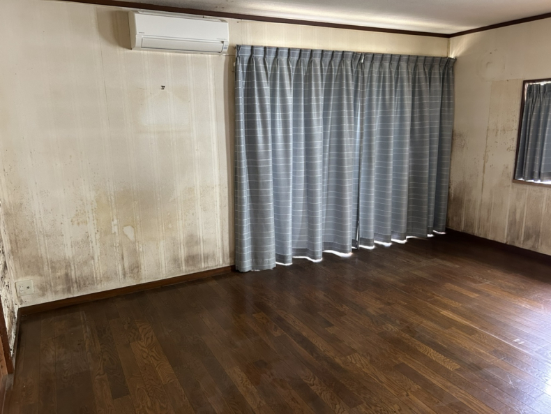 松江市の空き家の不用品回収の作業後