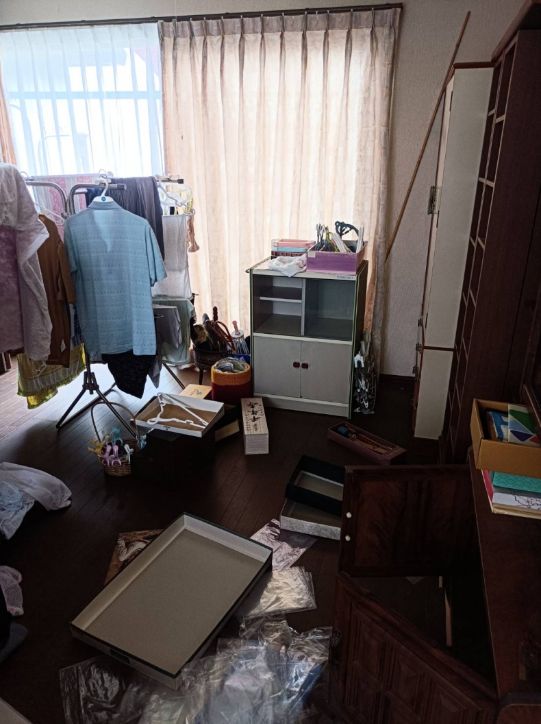 不用品回収(2階の一部分)の作業前