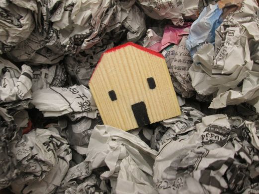 ゴミ屋敷は自分で掃除できる？６つの判断基準と失敗しない自力清掃法